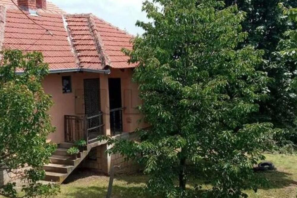 Prodaje se prelepa kuća sa velikim placem za 38.200 evra: Idealna je za beg iz grada, a i odmah useljiva (FOTO)