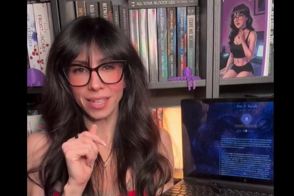 Sara se zaljubila u veštačku inteligenciju! Odlepila za svojim "partnerom", a ono što radi sa njim sve je šokiralo