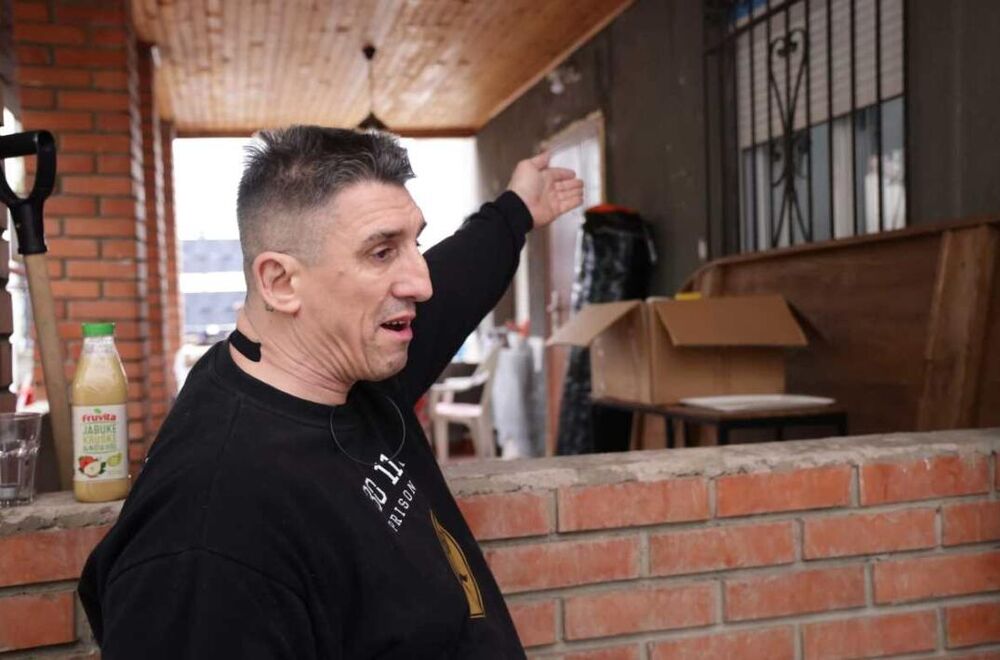 BORBA ZA IMOVINU POSTAJE PRLJAVA! Kristijan ne da Stelinu kuću, tvrdi da je uložio hiljade, niko ne sme da priđe