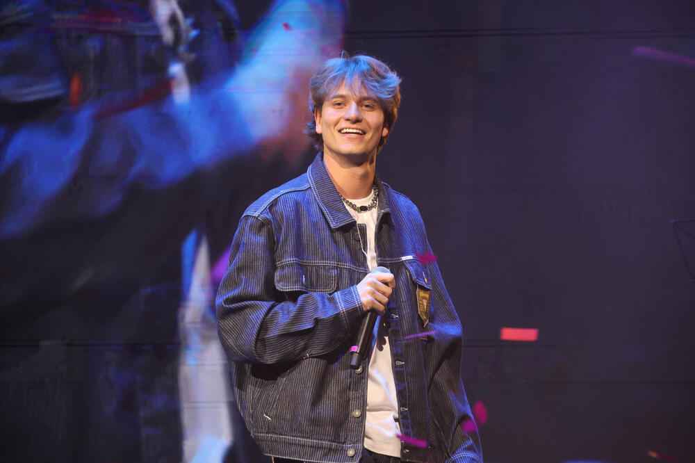 DA LI BI UDARIO ZABRANU JAKOVU? Mlađeg kolegu nije štedeo! "Da li će otpevati Čolinu pesmu bolje, naravno da ne"