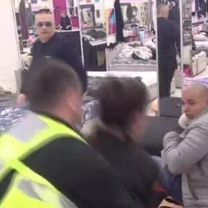 ŠOKIRAO PRIZNANJEM O HONORARU, PA URLAO, PLAKAO, HTEO DA RAZBIJE PROZOR! Haos NA PINKU, OBEZBEĐENJE GA JURI!