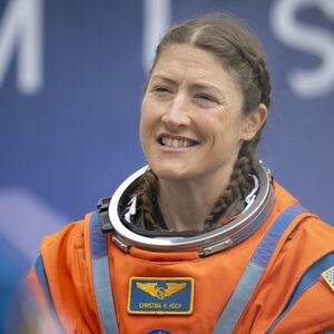 KRISTINA JE PRVA ŽENA KOJA JE ODLETELA NA MESEC: Drži i REKORD po broju dana provedenih u svemiru, ŽENA je ZVER!