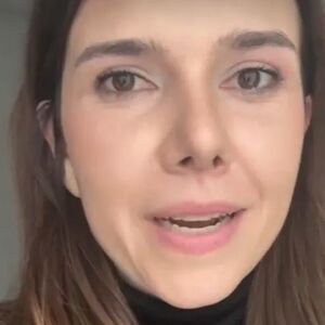 SMUVALA POZNATOG DEKU, A SAD POSETILA PLASTIČNOG HIRURGA! Anica više ne izgleda isto - ON JOJ SVE FINANSIRAO?