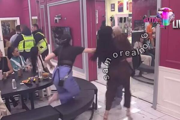 MITROVIĆI ŽESTOKO SANKCIONISALI MAJU MARINKOVIĆ! Više joj ništa NE PRAŠTAJU - napravila OZBILJAN PROPUST