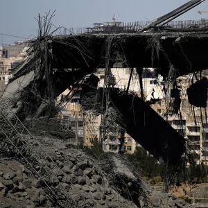 "UNIŠTIĆEMO SVU VAŠU UMOVINU U REGIONU" Iran žestoko zapretio Trampu, tenzije pucaju po šavovima!