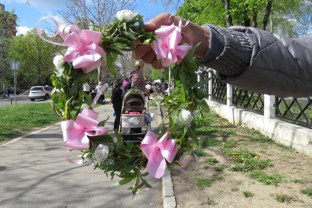 Zašto treba da čuvate grane vrbe godinu dana? Običaj tako nalaže, a tek da čujete zašto se nose venčići