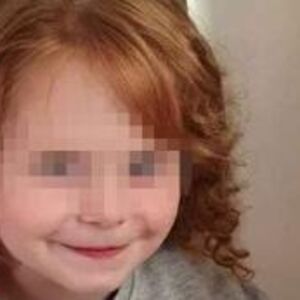 ĆERKA JE NACRTALA KADA JE BILA U IZOLACIJI: Kad je videla OVAJ DETALJ, majka je potpuno ZANEMELA (FOTO)