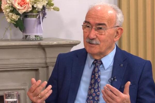 HOLESTEROL SE NE DOBIJA OD JAJA I SLANINE, VEĆ OD OVE 2 NAMIRNICE! Srbi ih stalno jedu, a one RAZARAJU jetru