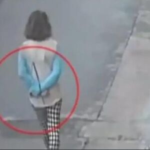 DEVOJKA BOSA I ZAVEZANIH RUKU SNIMLJENA KAKO ŠETA ULICOM! 7 dana kasnije NAĐENA MRTVA - istina je JEZIVA