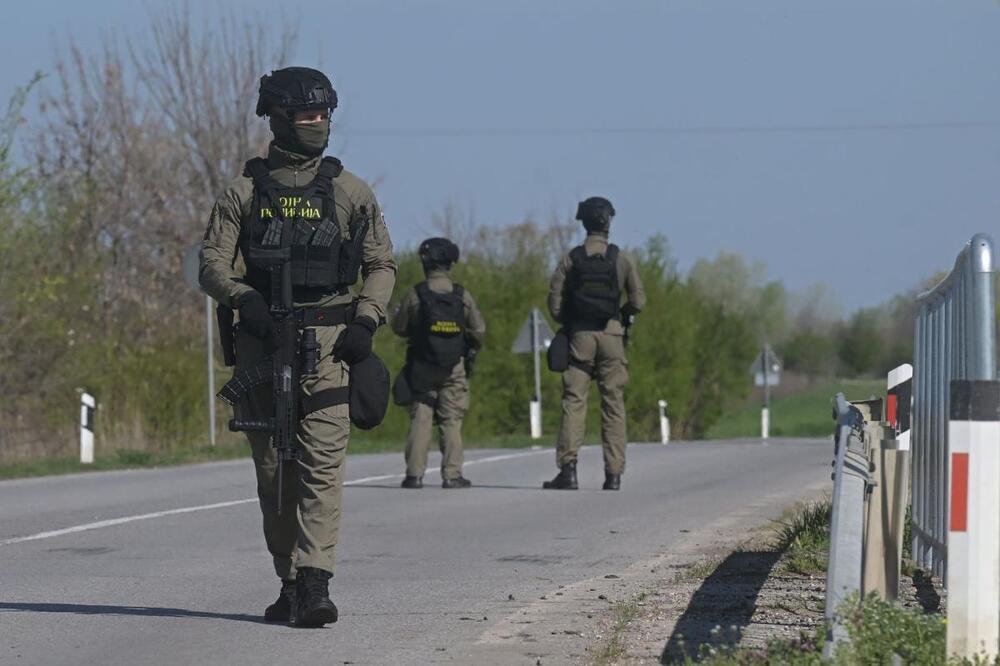 POZNATO KOJA VRSTA EKSPLOZIVA JE NAĐENA KOD GASOVODA U KANJIŽI! Oglasilo se tužilaštvo "U dva crna ranca..."