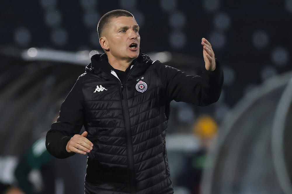 Srđan Blagojević pred bitku za drugo mesto - "Vojvodina gladna velikih pobeda - bez Simića u Novom Sadu"