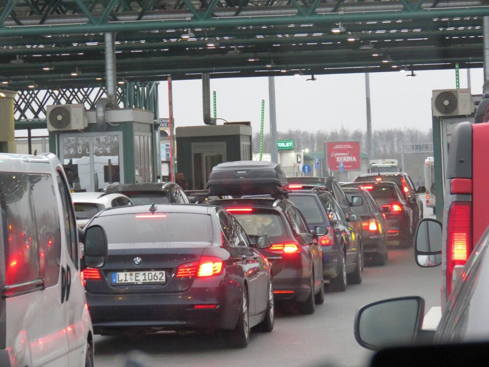 Granični prelaz, granica