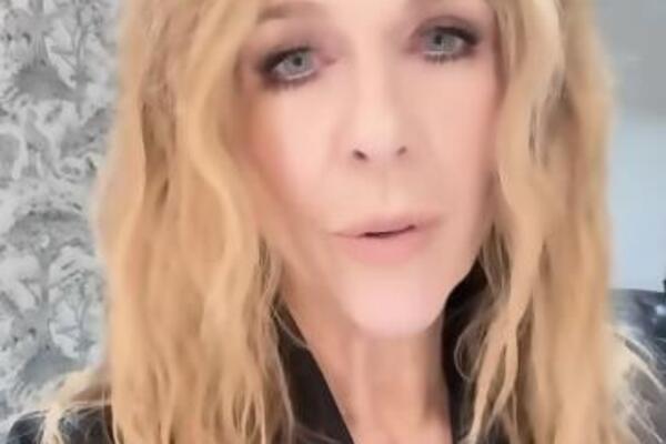 ZBOG NJE ČEKAJU U REDU DA PREĐU U PRAVOSLAVLJE! Javno čestitala SRPSKI PRAZNIK! Grci skočili kao opareni