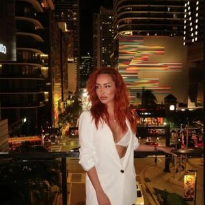 PROPALA JOJ VERIDBA, PA SE ODMAH BACILA U PROMET! Voditeljka Pinka izašla SAMO U BRUSU - čak je i Dušica reagovala