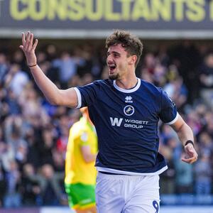 Mihailo Ivanović ušao sa klupe i dao deveti gol, ali Norič preokretom ubio premijerligaške ambicije Milvola