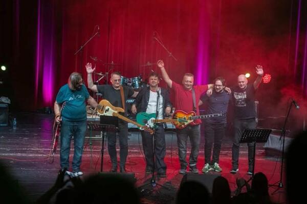 Veliki jubilarni koncert grupe Regina, premašio sva očekivanja