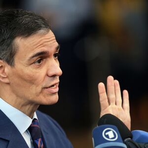 "NJEGOV PREZIR PREMA ŽIVOTU JE NEPODNOŠLJIV" Španski premijer obrisao pod moćnikom, NE PADA MU NA PAMET DA ĆUTI