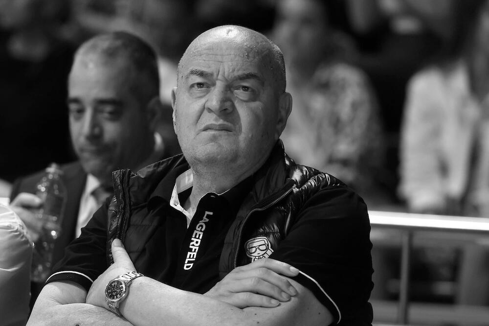 Preminuo Duško Vujošević!