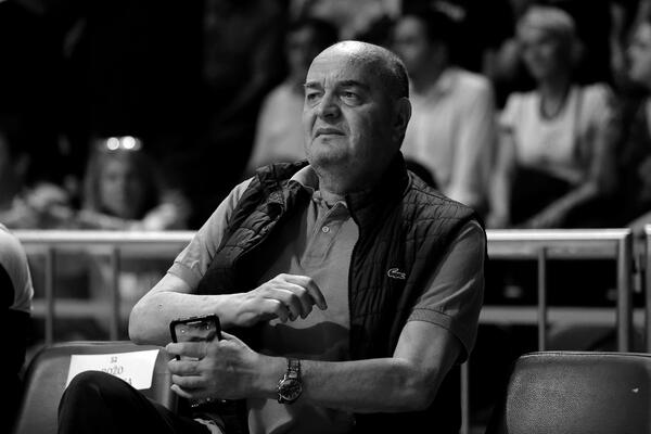 KK Partizan: Dokumentarac o Dušku Vujoševiću! (Foto)