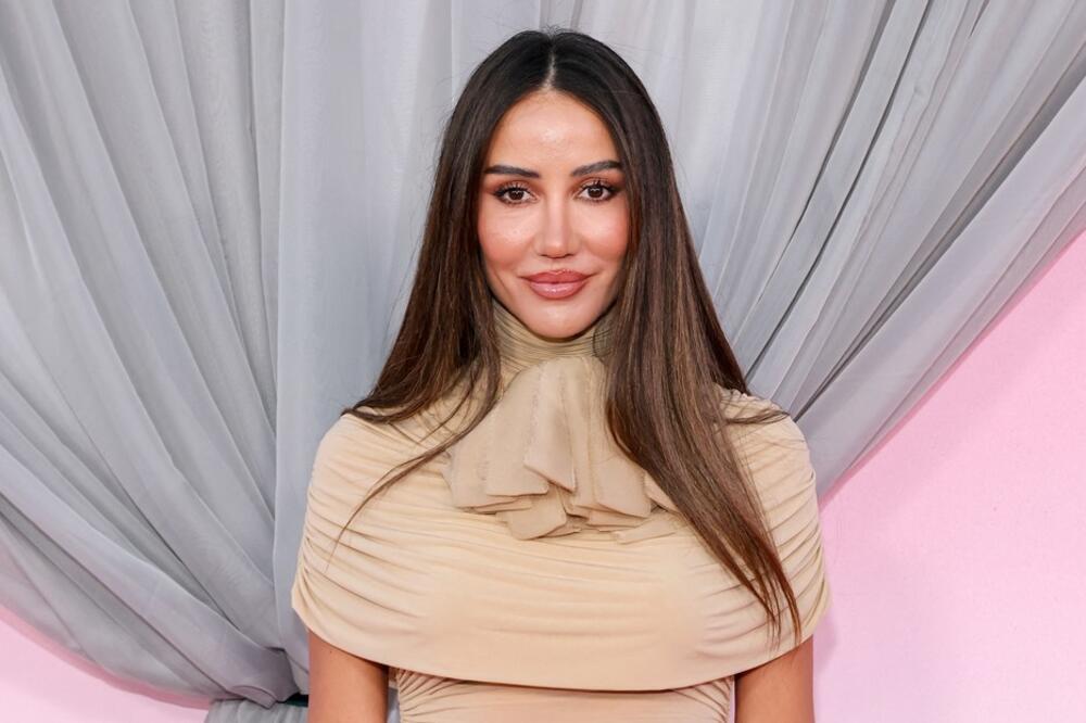 NAŠA TAMARA GLAVNA TEMA! Stranci okreću glavu kad ona prođe - žene iz Srbije ZAVODE RED, Pamela u drugom planu