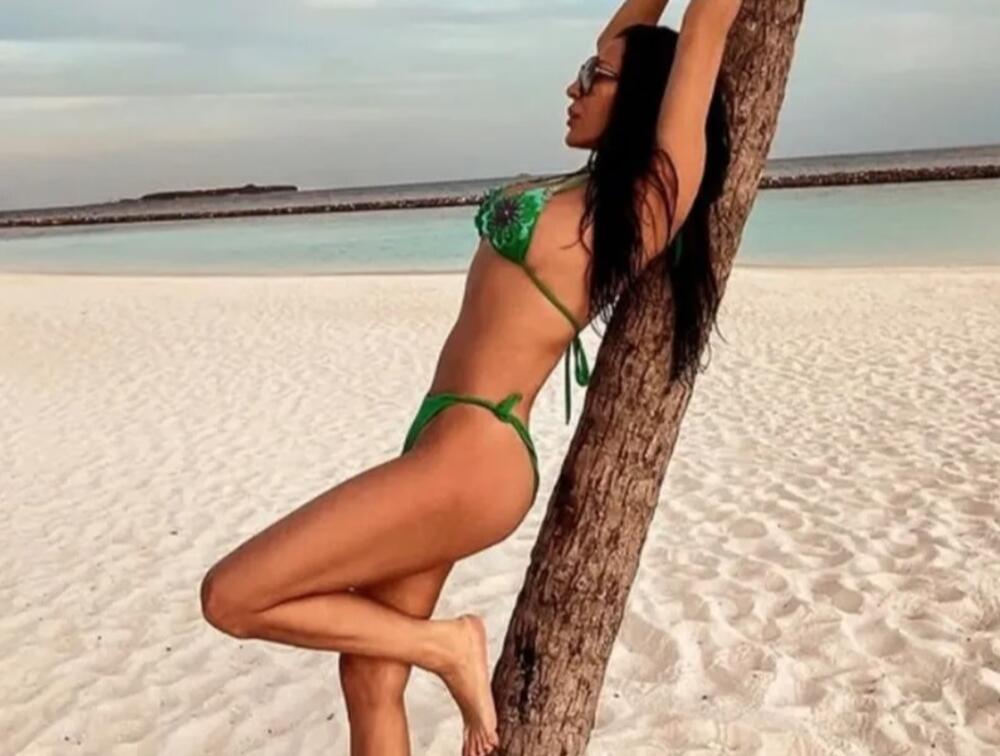 KO TO CECI ŠALJE POKLONE? Folkerki stiglo TAJNO PISMO, iscurio ceo sadržaj, a tek da vidite NA KOM JE JEZIKU