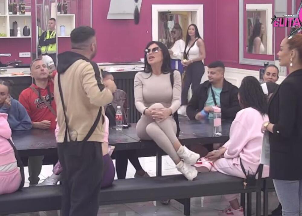 ASMIN ŠOKIRAO OBEĆANJEM: Tvrdi da će tek imati vrele akcije dok Stanija spava u istoj sobi, ona brutalno odgovorila