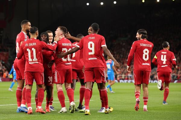 Nije samo Mohamed Salah! Još jedna legenda Liverpula objavila da napušta Enfild na leto! (Foto)