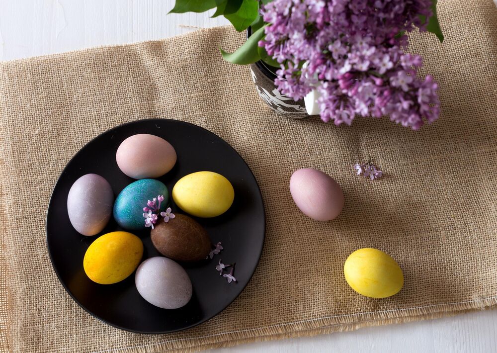 Jaja, Uskršnja jaja, Farbanje jaja