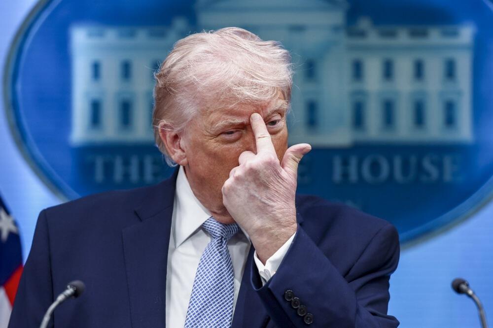 TRAMP RAZMATRA POVLAČENJE VOJSKE IZ EVROPE! Odnosi sa evropskim saveznicima u NATO na tankom ledu, OVO IM NE PRAŠTA