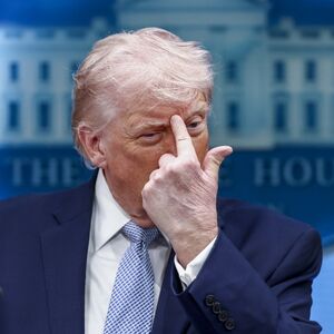 TRAMP RAZMATRA POVLAČENJE VOJSKE IZ EVROPE! Odnosi sa evropskim saveznicima u NATO na tankom ledu, OVO IM NE PRAŠTA