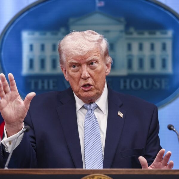 NIŠTA OD PREGOVORA, STIŽU I NOVE SANKCIJE IRANU?! Šok preokreti u Americi, Tramp sazvao svoje ljude u Belu kuću!