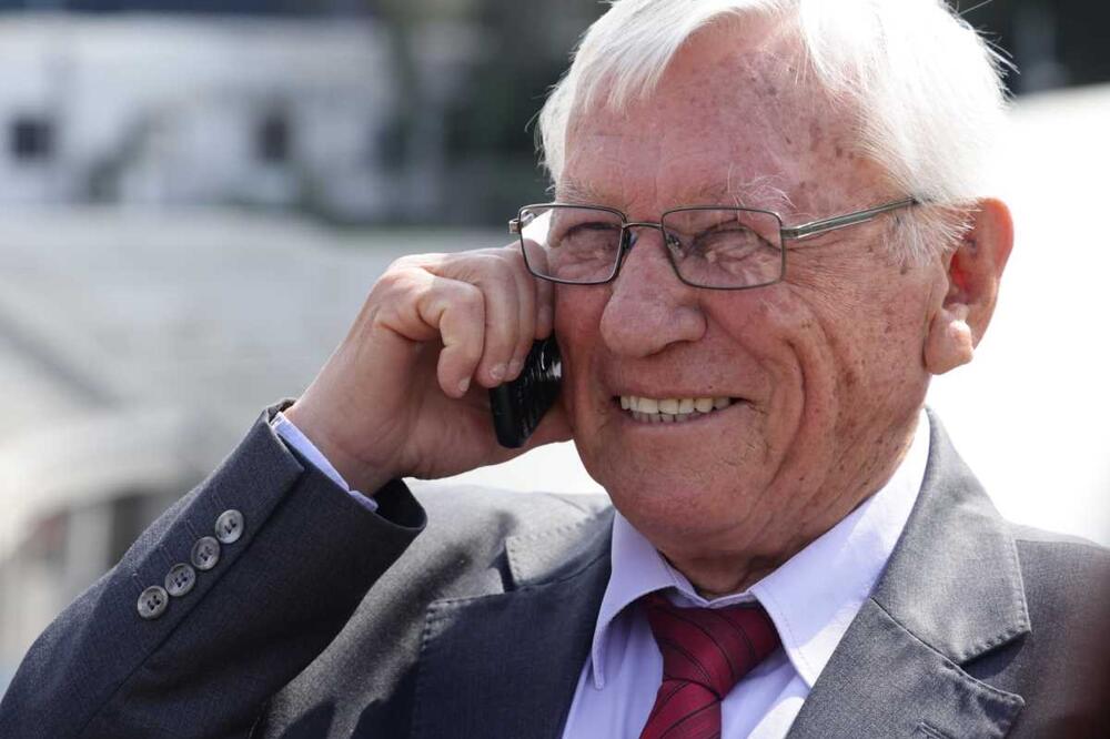 PLANULA VIP SEKCIJA ZA 48 SATI! Kako je Milanče Radosavljević uspeo da u 9. deceniji postavlja nove standarde?