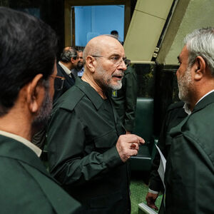 "ON JE JEDAN OD NAJVIŠIH..." Ovaj čovek je glavni pregovarač i kec u rukavu Irana! Detalji o njemu ŠOKIRAJU!