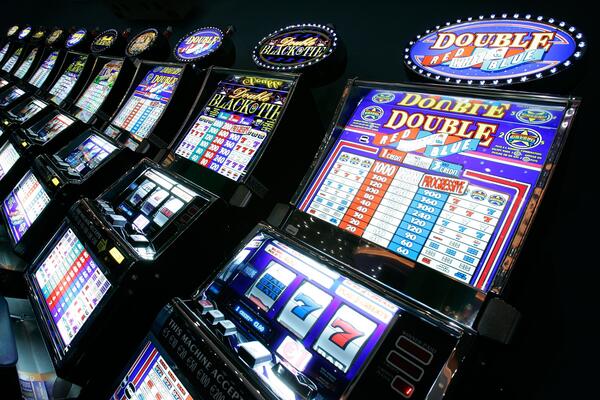 Evo koliko je u Srbiji zaista zavisnika od igara na sreću