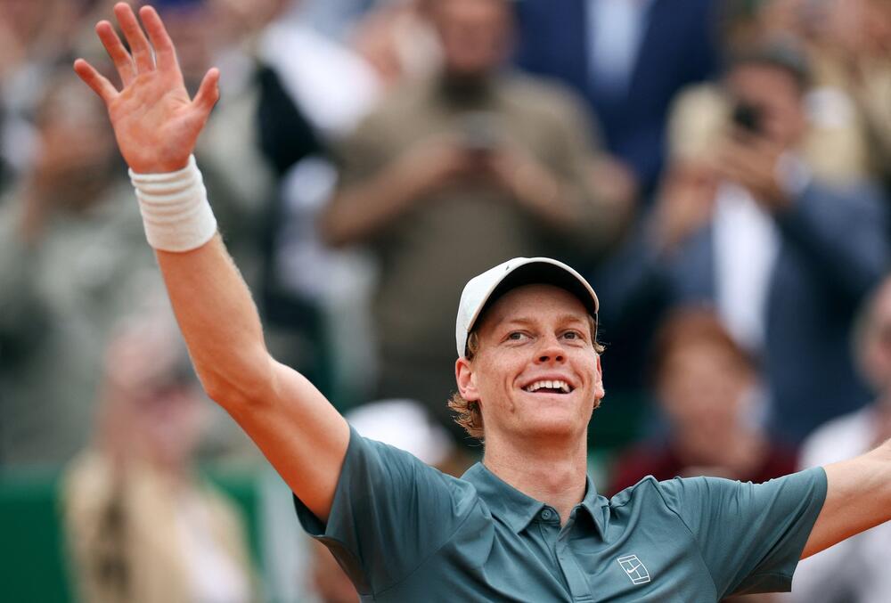 Siner razbio Alkarasa, osvojio Monte Karlo i vratio se na vrh!