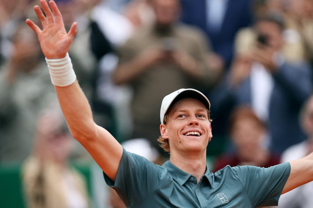 Siner razbio Alkarasa, osvojio Monte Karlo i vratio se na vrh!