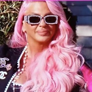 PEVAČICA USRED EMISIJE IZNELA TVRDNJE O KARLEUŠINOJ PROŠLOSTI: Jelena odmah reagovala, cela Srbija gledala bez daha