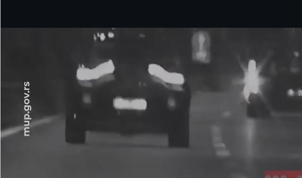 Divljao na srpskom putu preko 240 na sat, a onda su ga videli policajci: Momentalno su uradili ovo, postoji snimak