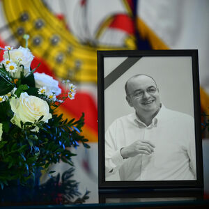 Srbija se oprašta od Duška Vujoševića: Najveća košarkaška imena stižu u Skupštinu grada Beograda (VIDEO)