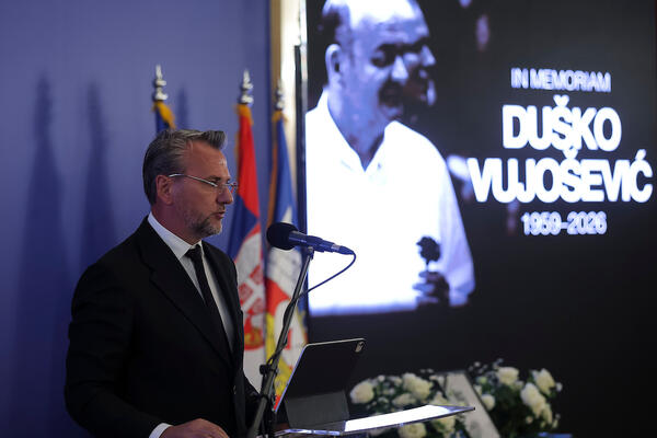 Mijailović se poklonio Vujoševiću: Uvek govorio istinu, čak i kada je sve nas bolela (FOTO+VIDEO)