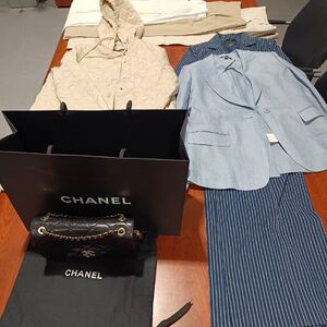 LUKSUZNI SATOVI, GARDEROBA SVETSKIH MARKI, A SVE VREDNO PREKO 50.000 EVRA: Oni su pali na aerodromu Nikola Tesla!