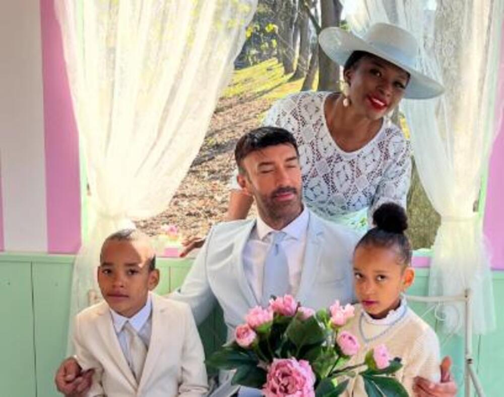 SRPSKA SNAJA IZ PLEMENA ZULU PROSLAVILA USKRS, A TU JE I SVEKRVA IZ POŽAREVCA: Srbi oduševljeni onim što je uradila