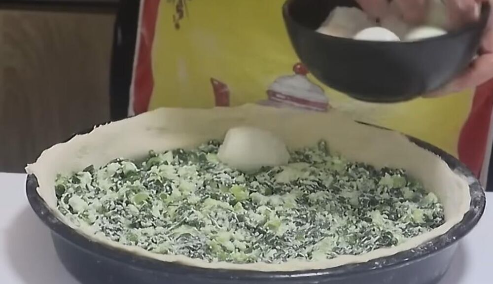 Pravljenje domaće pite od uskršnjih jaja