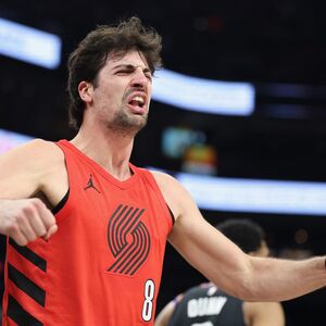 Deni Avdija partijom karijere ugasio sunce u Finiksu i odveo Portland u plej-of (Video)