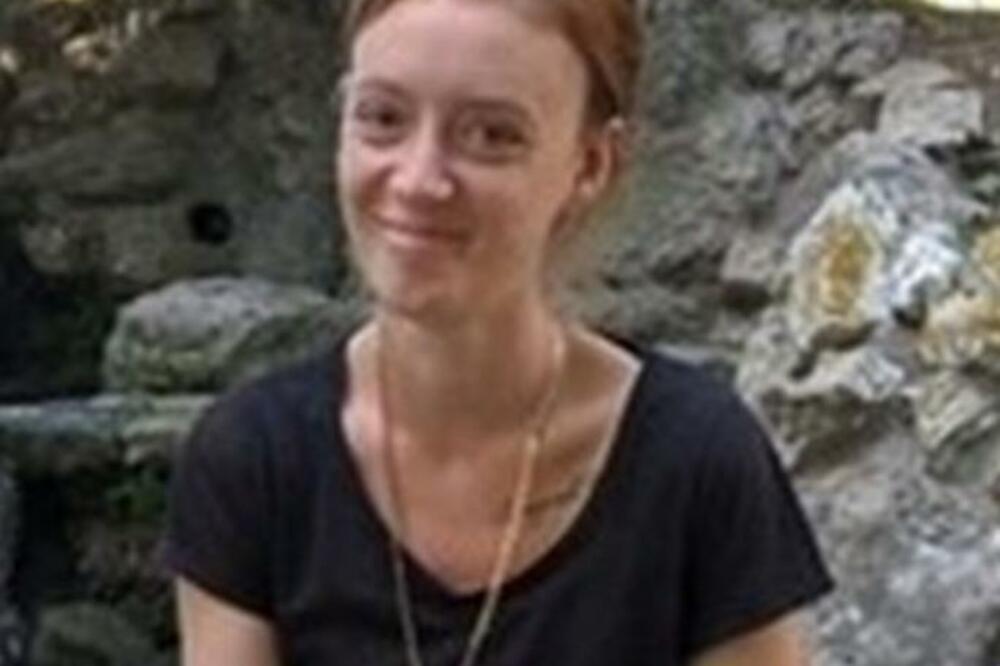 NAPISALA JE OVU PORUKU I NAKON PAR SATI BILA JE MRTVA! Čistačica nije ni slutila KO JE DEČKO sa kojim se zabavljala