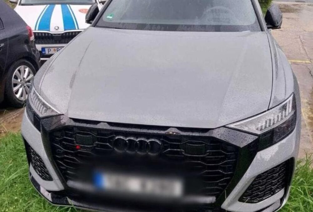 Automobil Tamare Zvicer koji je zapaljen