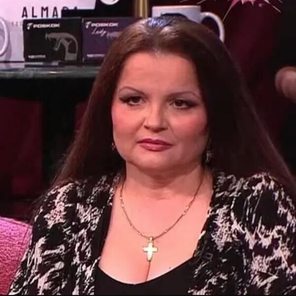 "HOĆU POSAO, MORAM DA LEGNEM" Priznala da ju je terao na ODNOSE! Kad je otišla kod njegove žene zatekla je ovo
