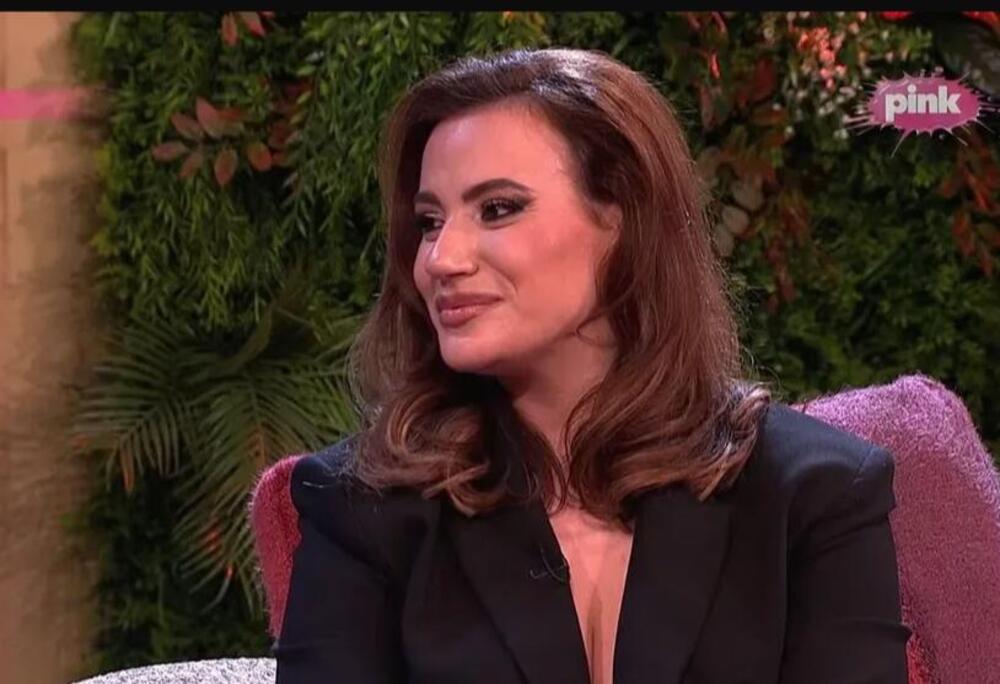 PRIJAVILA OCA SVOJIH SINOVA POLICIJI, PA RAZVEZALA JEZIK NA PINKU! Njen stav zatekao narod - NJEMU NEĆE BITI DOBRO