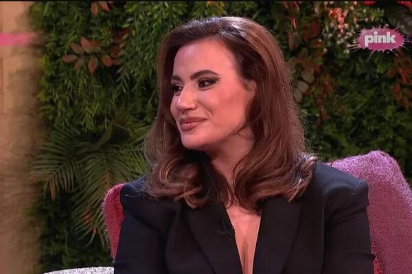 PRIJAVILA OCA SVOJIH SINOVA POLICIJI, PA RAZVEZALA JEZIK NA PINKU! Njen stav zatekao narod - SLOŠIĆE MU SE KAD ČUJE