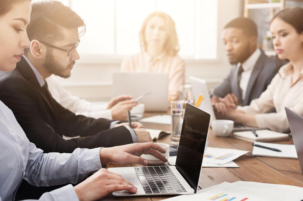 Poznata kompanija ukida radna mesta! Ove pozicije su najugroženije, ljudi se tresu za posao, pakao